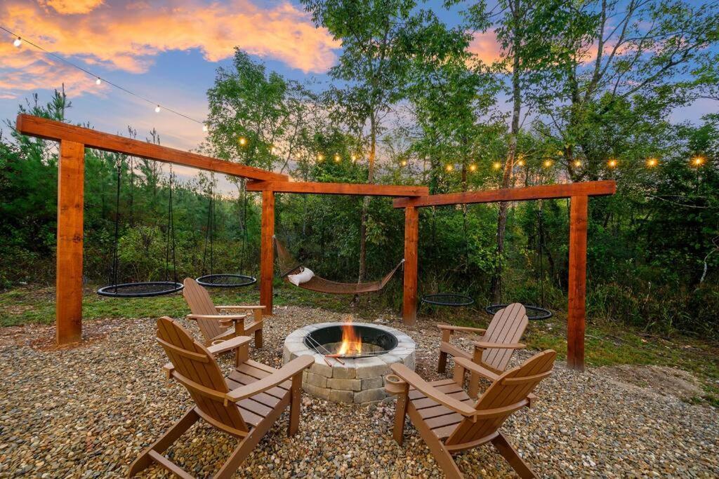 Villa Under The Stars - Secluded, Hot Tub, Firepit, Games à Broken Bow Extérieur photo
