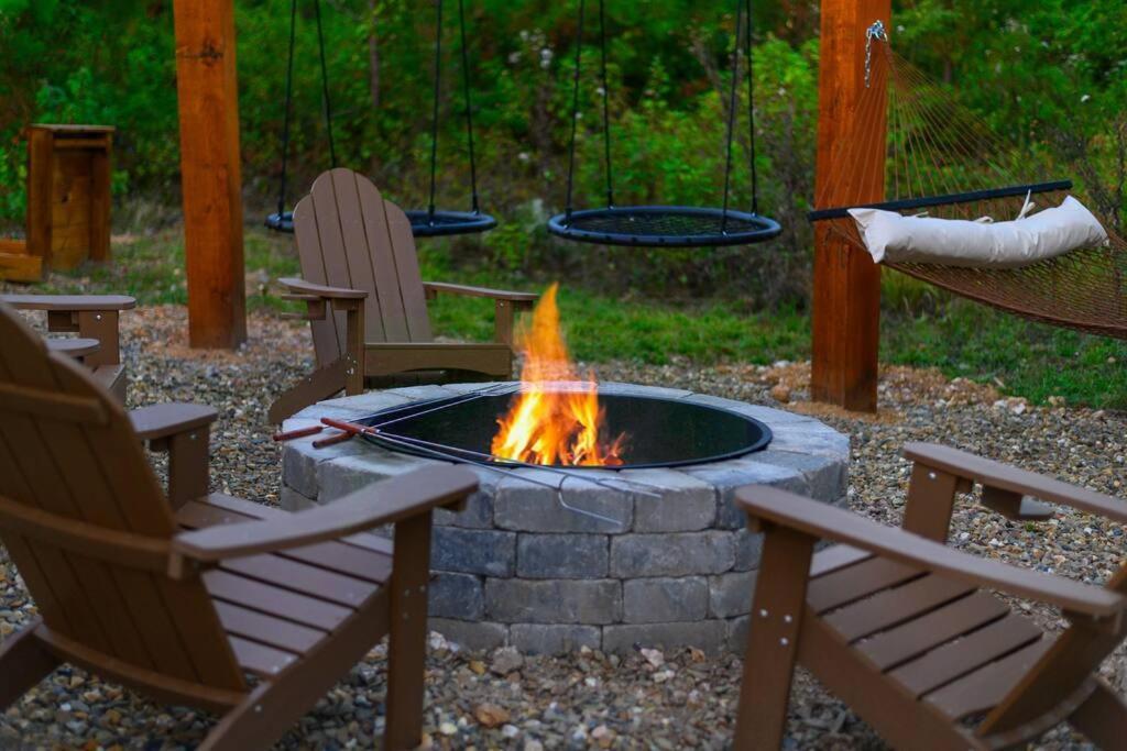 Villa Under The Stars - Secluded, Hot Tub, Firepit, Games à Broken Bow Extérieur photo