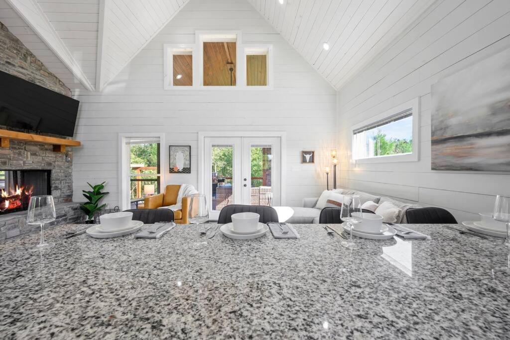 Villa Under The Stars - Secluded, Hot Tub, Firepit, Games à Broken Bow Extérieur photo