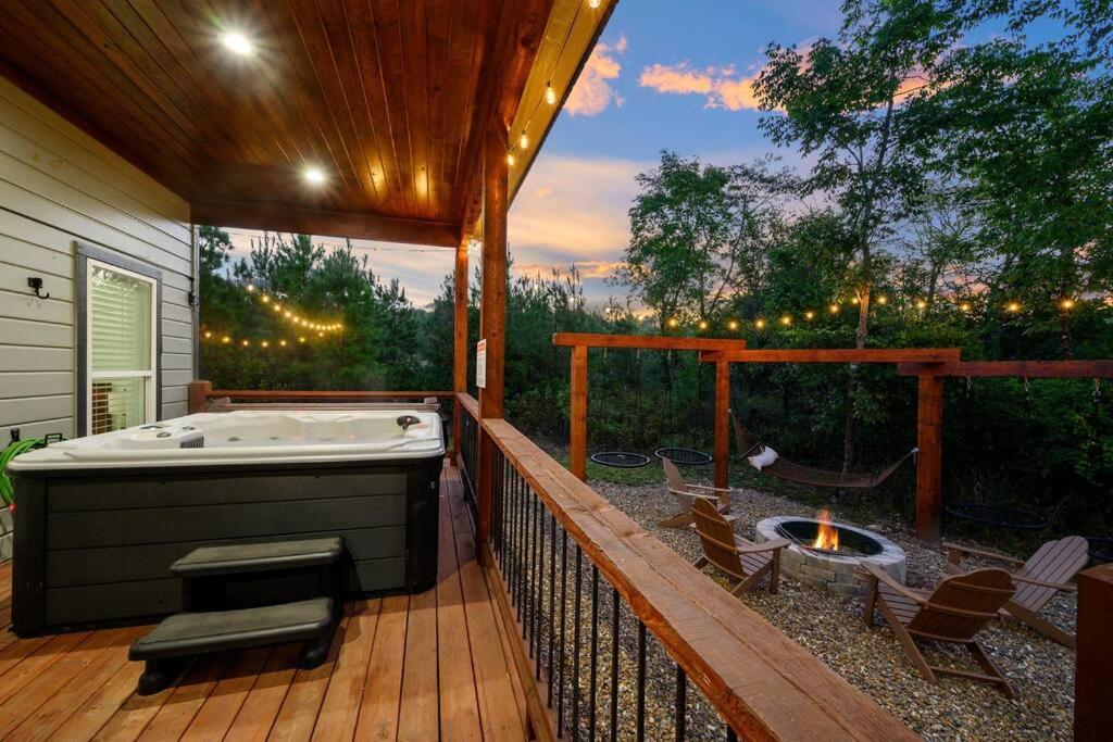 Villa Under The Stars - Secluded, Hot Tub, Firepit, Games à Broken Bow Extérieur photo