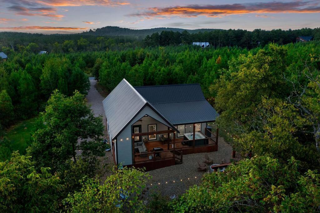 Villa Under The Stars - Secluded, Hot Tub, Firepit, Games à Broken Bow Extérieur photo