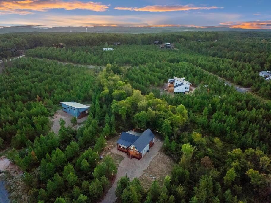 Villa Under The Stars - Secluded, Hot Tub, Firepit, Games à Broken Bow Extérieur photo